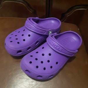 Size 4 junior Crocs gently worn